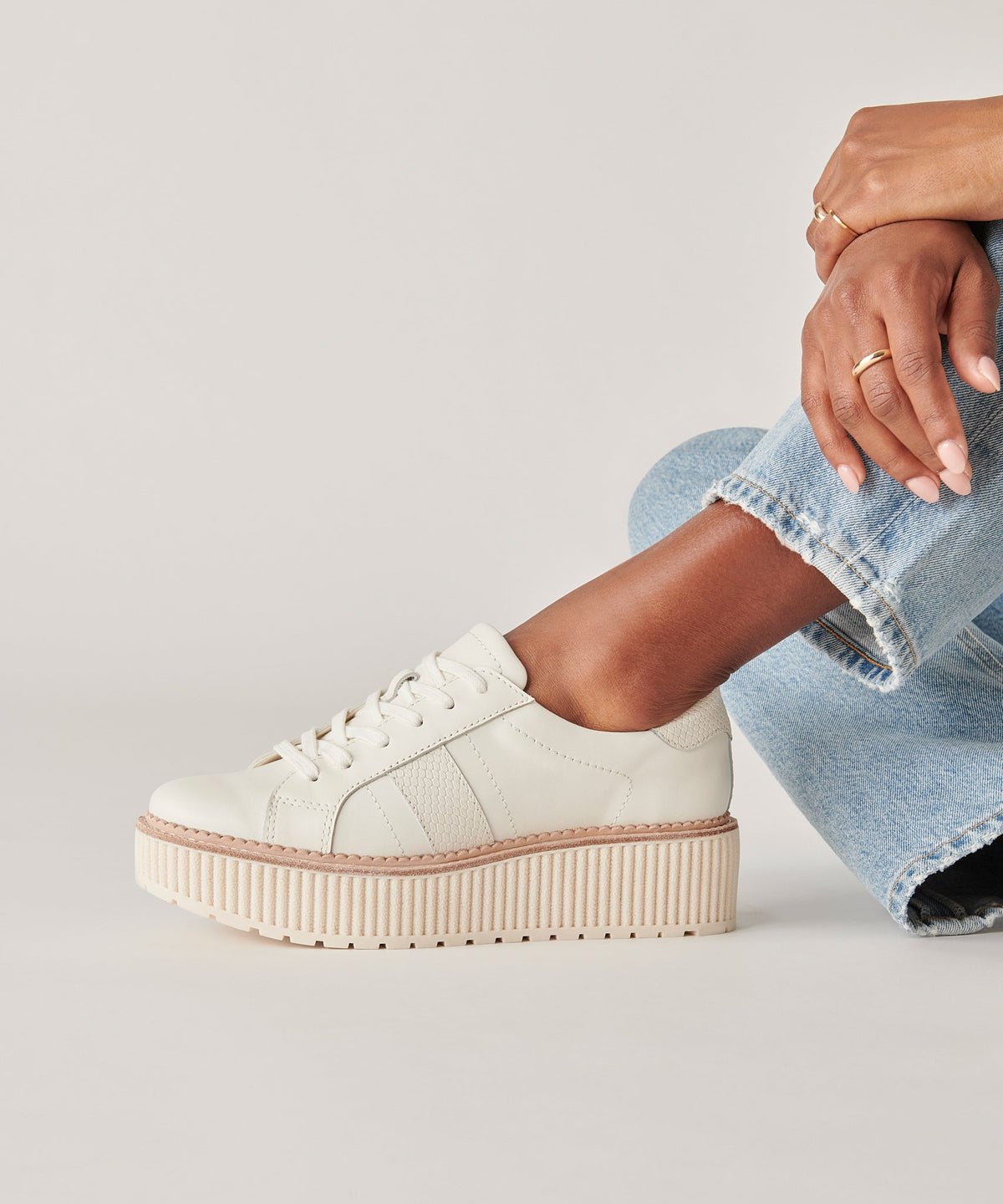TIGER SNEAKERS WHITE LEATHER | Dolce Vita