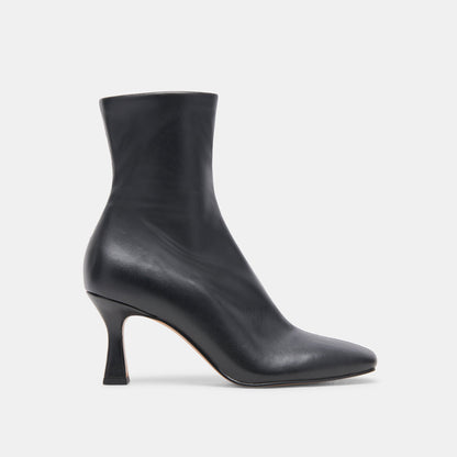 GLAMOR BOOTS BLACK STELLA | Dolce Vita