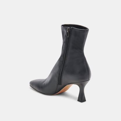 GLAMOR BOOTS BLACK STELLA | Dolce Vita