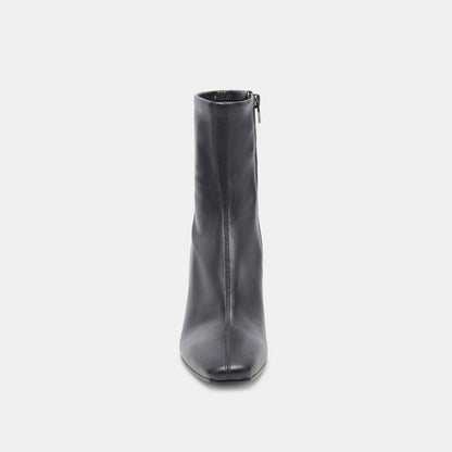 GLAMOR BOOTS BLACK STELLA | Dolce Vita