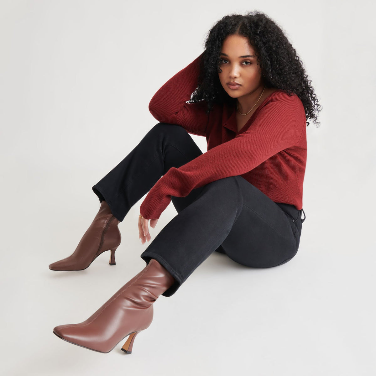 GLAMOR BOOTS CHOCOLATE STELLA | Dolce Vita