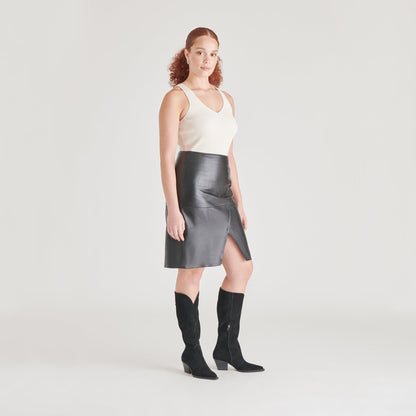 Raj Boots in Onyx Suede | Dolce Vita