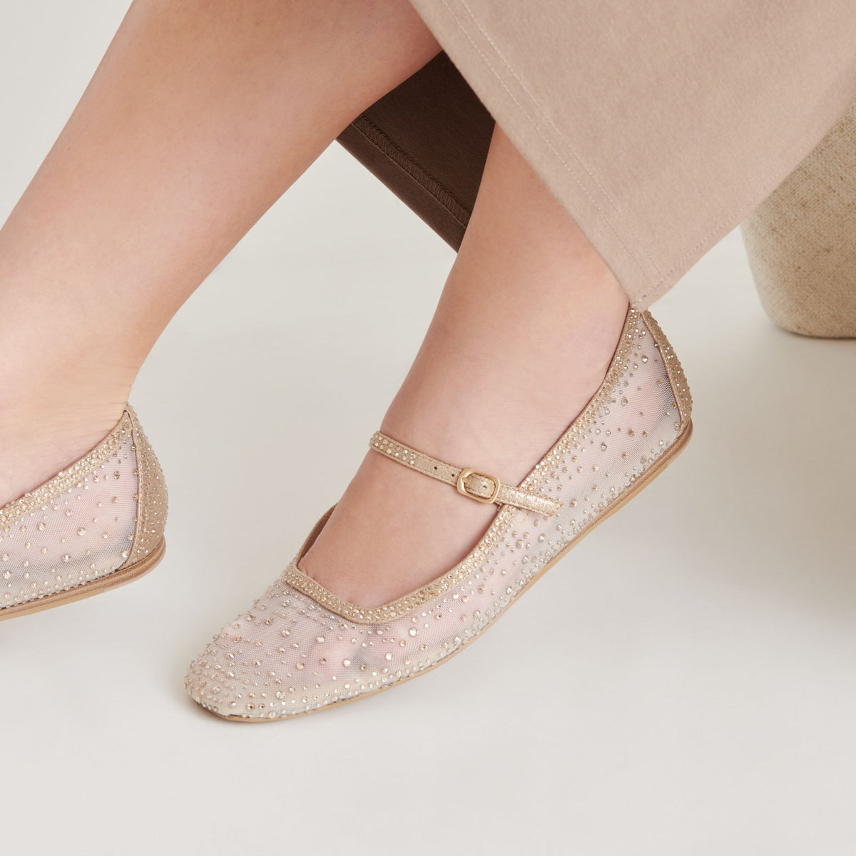 REYES CRYSTAL BALLET FLATS GOLD MESH | Dolce Vita