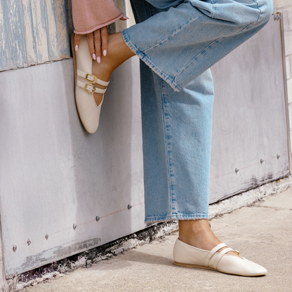 BAYLEE BALLET FLATS IVORY LEATHER | Dolce Vita