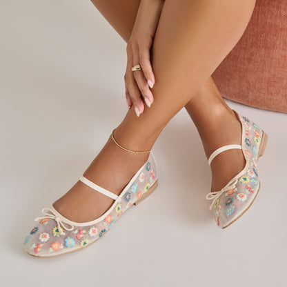 CADEL FLORAL BALLET FLATS IVORY FLORAL MESH | Dolce Vita