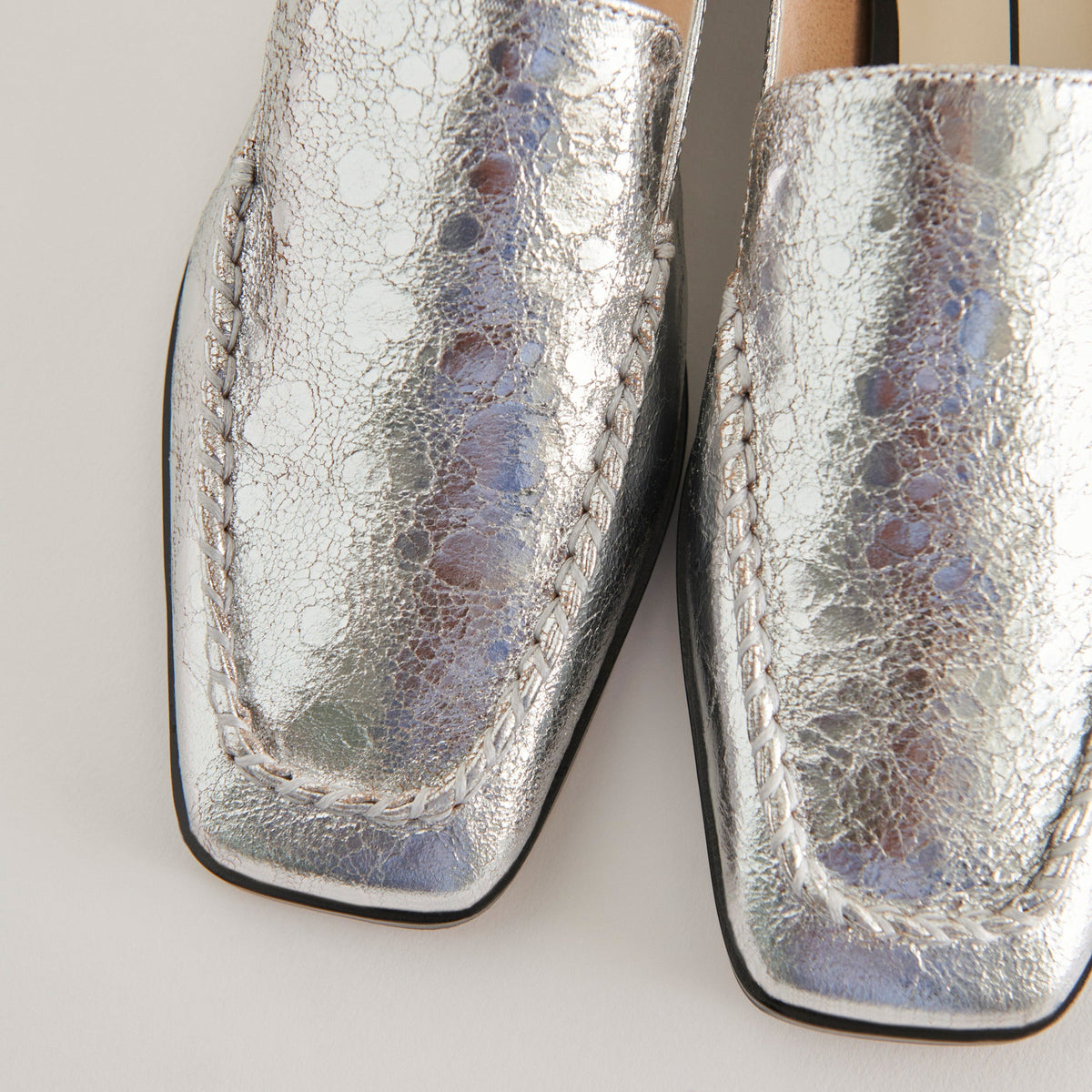 Beny Flats Silver Distressed Leather | Dolce Vita