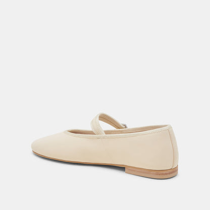 ROSLYN BALLET FLATS CREME LEATHER | Dolce Vita