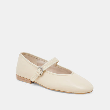 ROSLYN BALLET FLATS CREME LEATHER | Dolce Vita