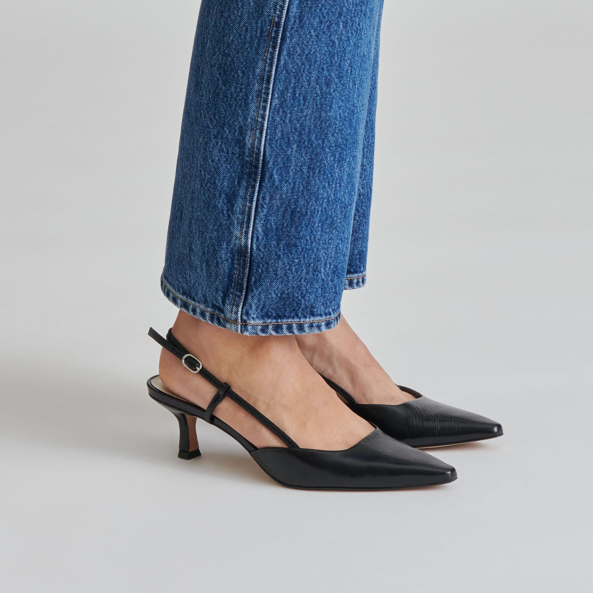 ODELA HEELS MIDNIGHT CRINKLE PATENT | Dolce Vita