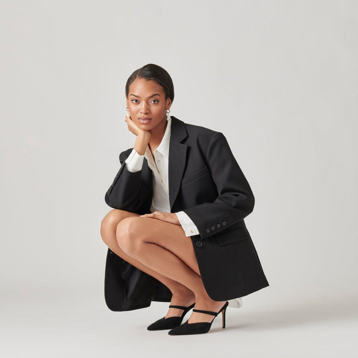 KANIKA HEELS ONYX SUEDE | Dolce Vita