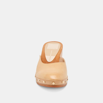 CAMYN HEELS CAFE LEATHER | Dolce Vita