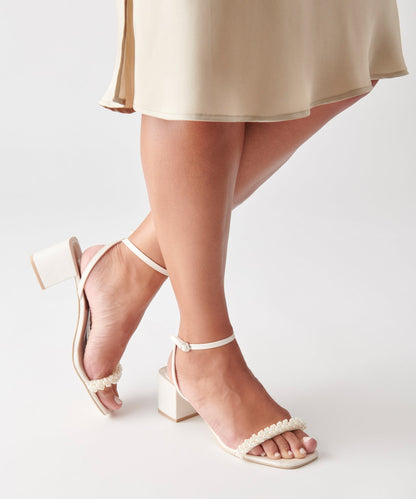 ZALIMA HEELS VANILLA PEARLS | Dolce Vita