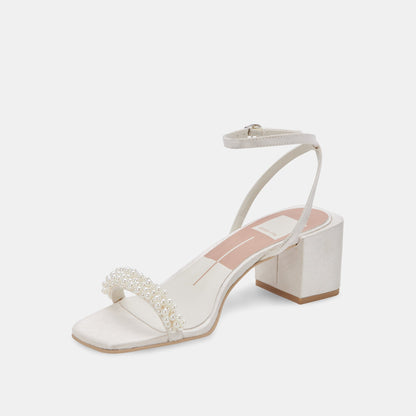 ZALIMA HEELS VANILLA PEARLS | Dolce Vita