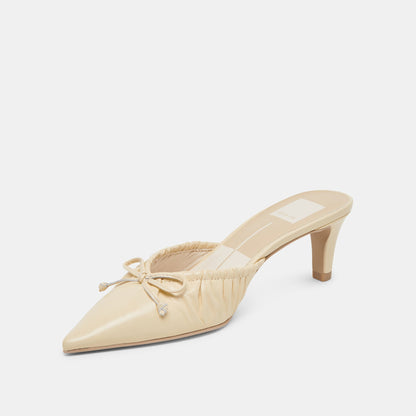 KAIRI MID HEELS LIGHT YELLOW CRINKLE PATENT | Dolce Vita