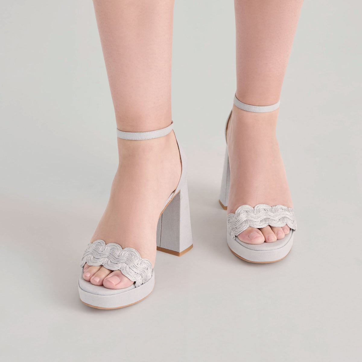 PELTIN HEELS GREY WOVEN RAFFIA | Dolce Vita