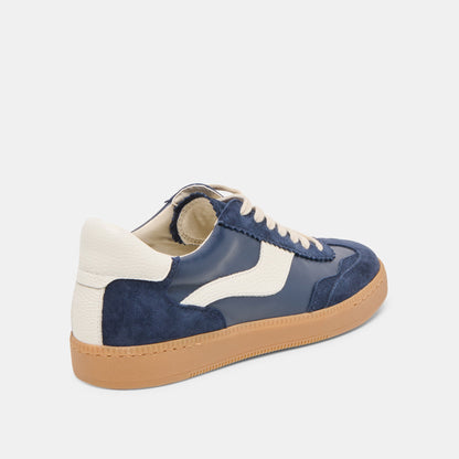 NOTICE SNEAKERS NAVY SUEDE | Dolce Vita