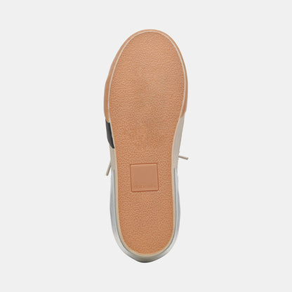 Zina Sneakers Onyx Embossed Leather | Dolce Vita