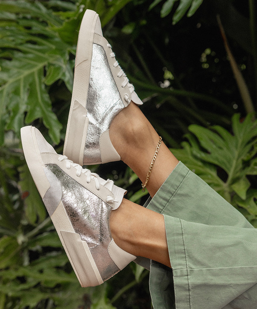 Zina Sneakers Chrome Distressed Leather | Dolce Vita