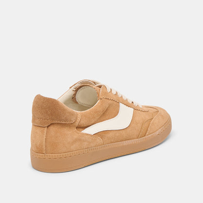 NOTICE SNEAKERS BROWN SUEDE | Dolce Vita