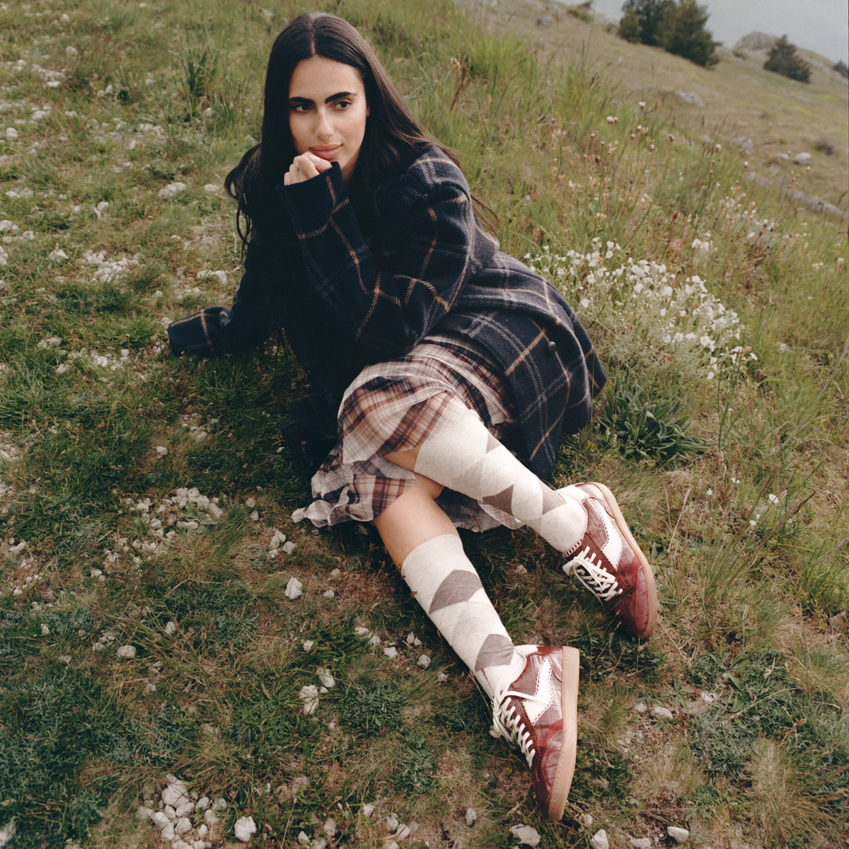 NOTICE STITCH SNEAKERS OXBLOOD CROCO EMBOSSED LEATHER | Dolce Vita