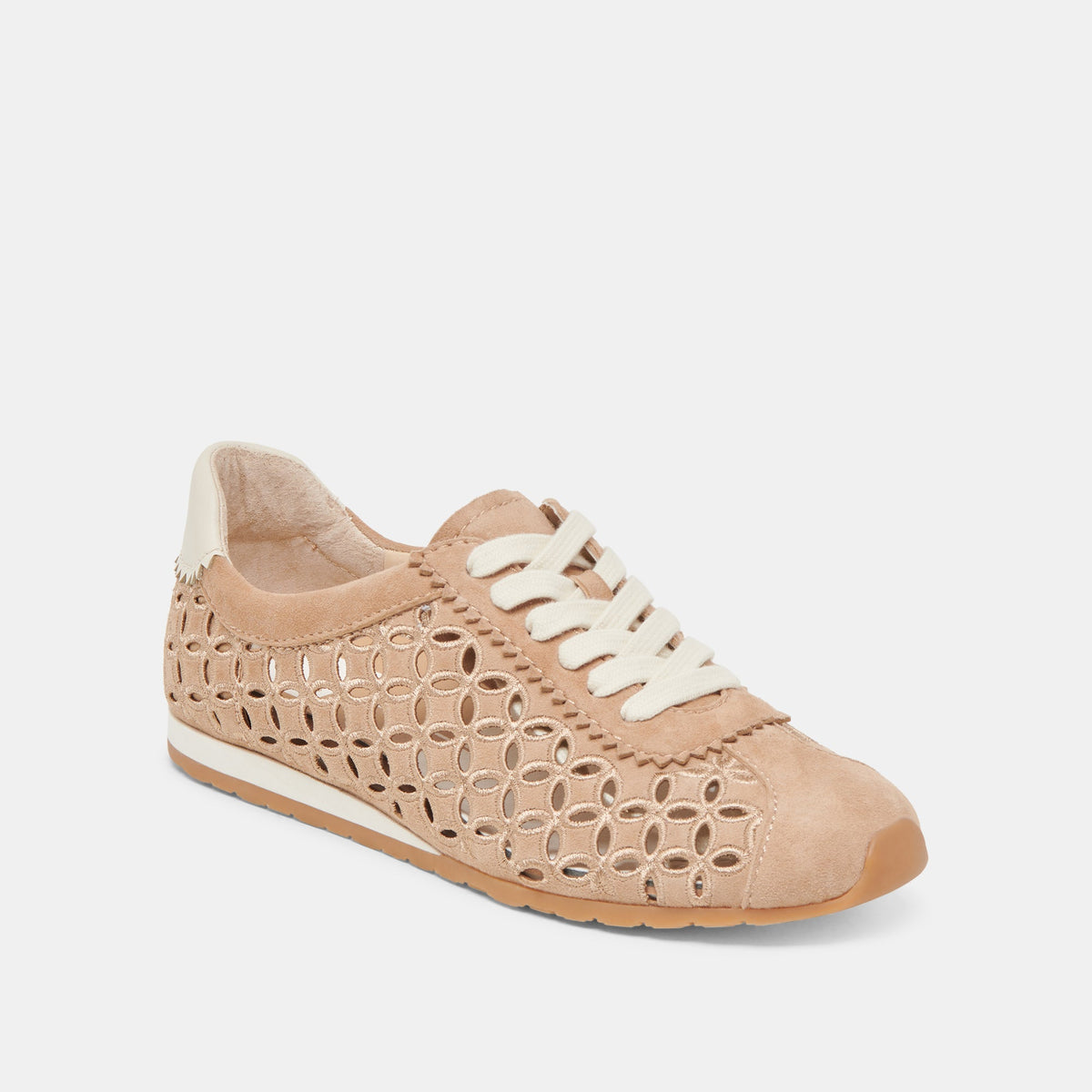 DANIE EYELET PERF SNEAKERS CAMEL SUEDE | Dolce Vita