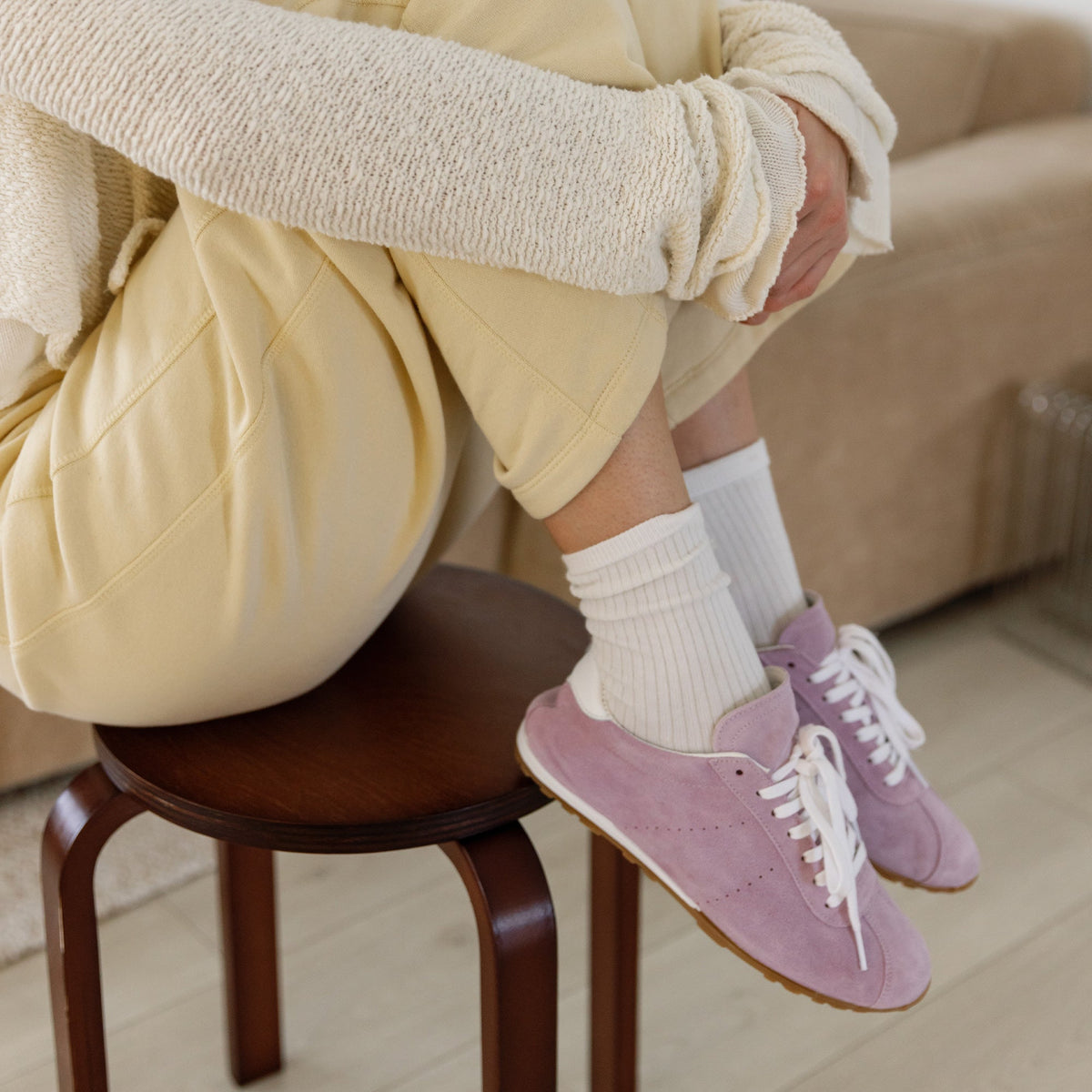 SERINA SNEAKERS LAVENDER SUEDE | Dolce Vita
