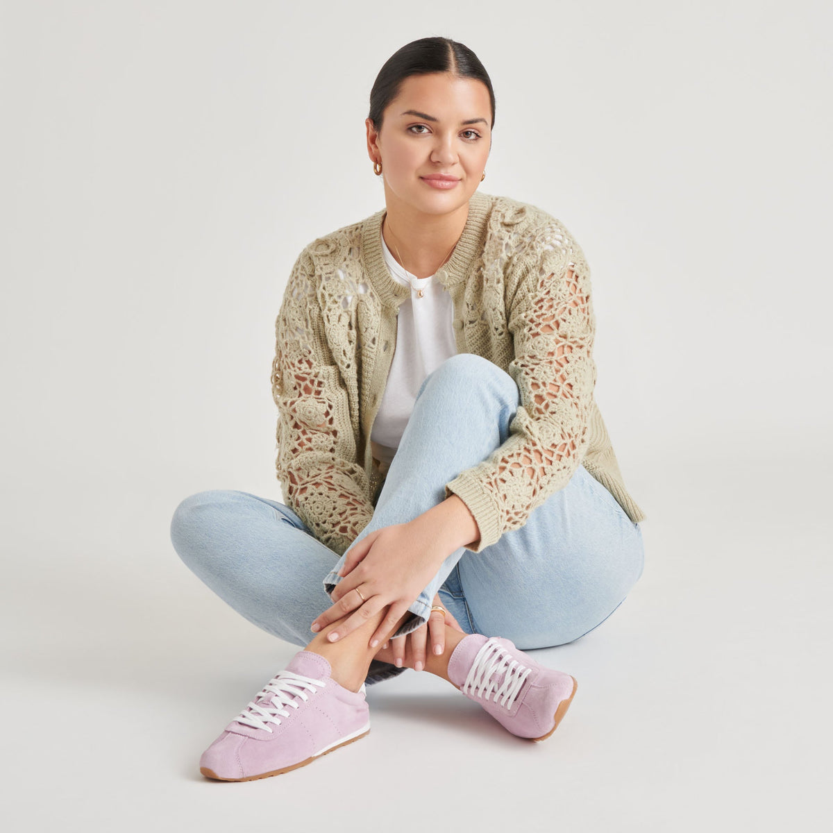 SERINA SNEAKERS LAVENDER SUEDE | Dolce Vita