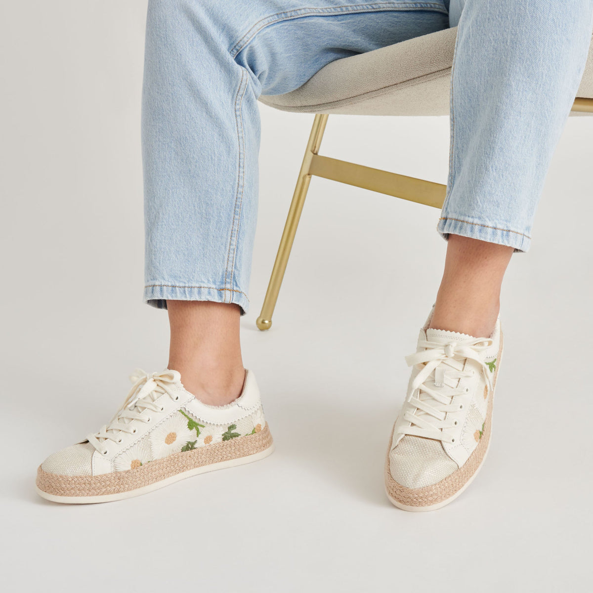 AZALIA SNEAKERS WHITE FLORAL RAFFIA | Dolce Vita