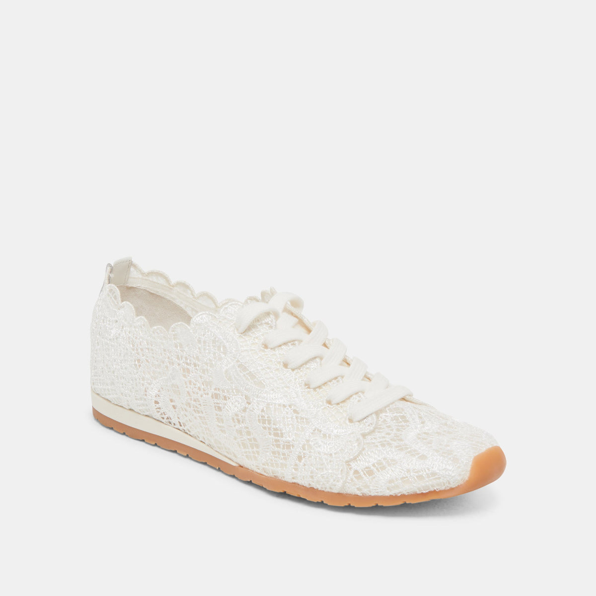 DAYANA SNEAKERS TRUE WHITE LACE | Dolce Vita