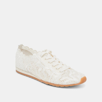 DAYANA SNEAKERS TRUE WHITE LACE | Dolce Vita