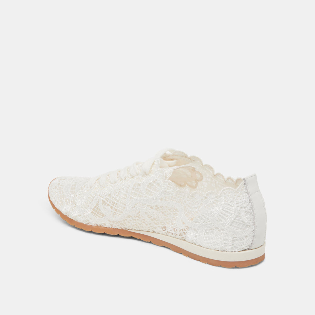 DAYANA SNEAKERS TRUE WHITE LACE | Dolce Vita