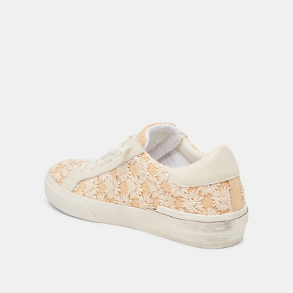 ZINA FLORAL SNEAKERS CREME FLORAL RAFFIA | Dolce Vita