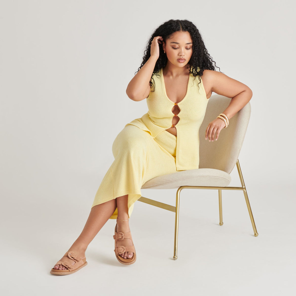 SHAUNY SANDALS TOFFEE SUEDE | Dolce Vita