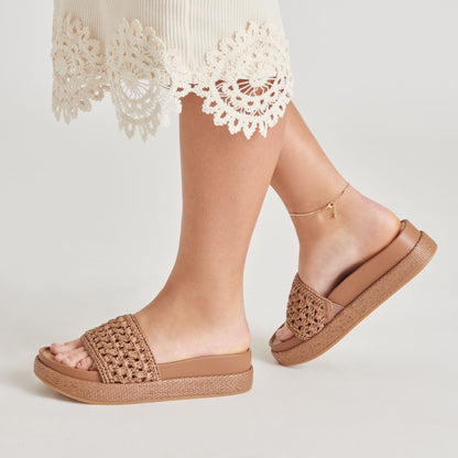 SIDONA SANDALS BROWN RAFFIA | Dolce Vita