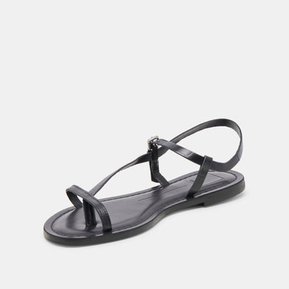 WANDRE SANDALS NOIR EMBOSSED LEATHER | Dolce Vita