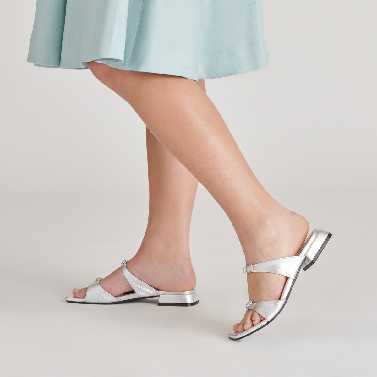 LAVERN SANDALS SILVER METALLIC LEATHER | Dolce Vita