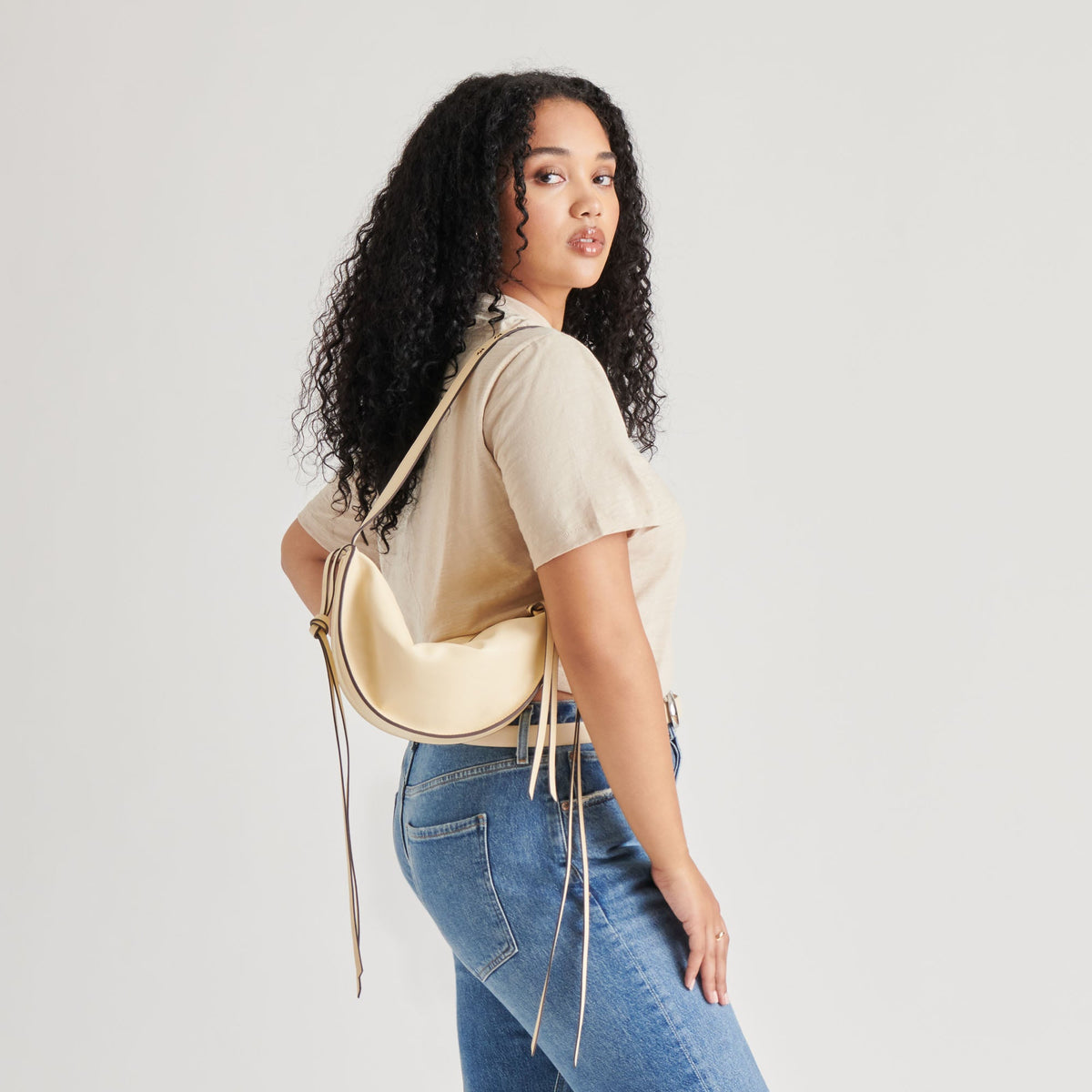 VERONA SHOULDER BAG BUTTER LEATHER | Dolce Vita