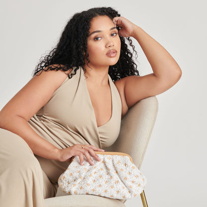FIORE CLUTCH EMBROIDERED NATURAL RAFFIA | Dolce Vita