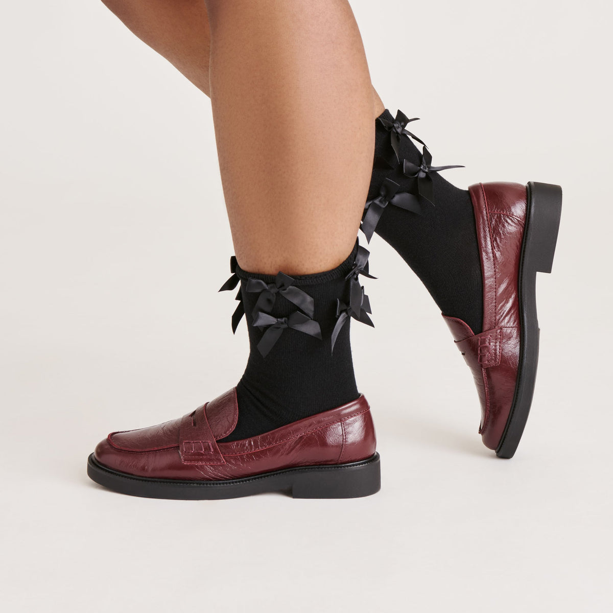 Mulit Bow Black Crew Socks | Dolce Vita