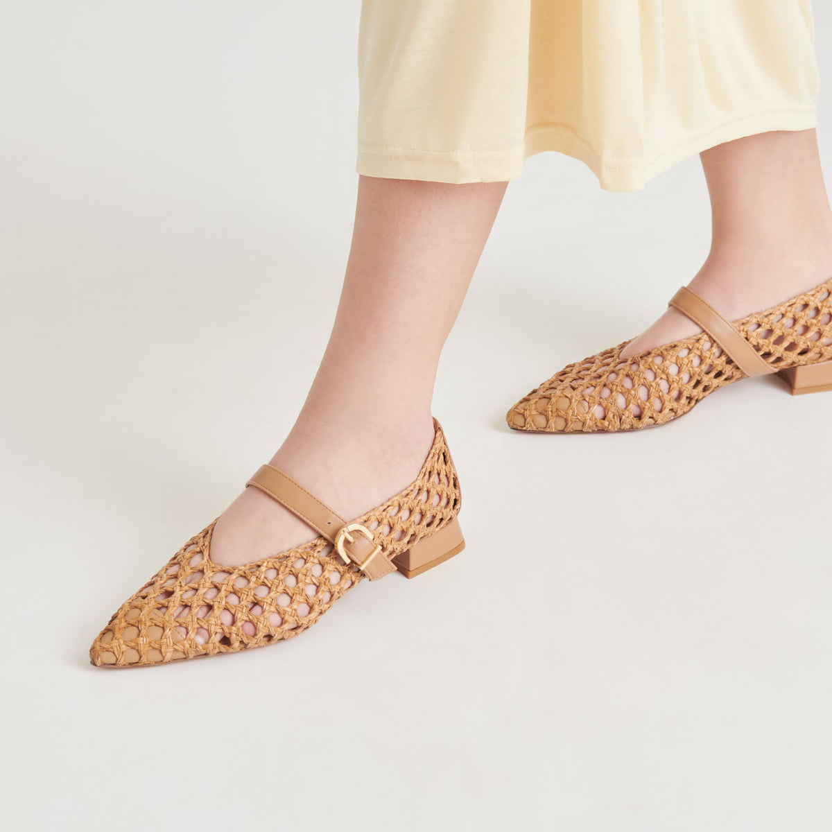 CATY BALLET FLATS NATURAL WOVEN | Dolce Vita