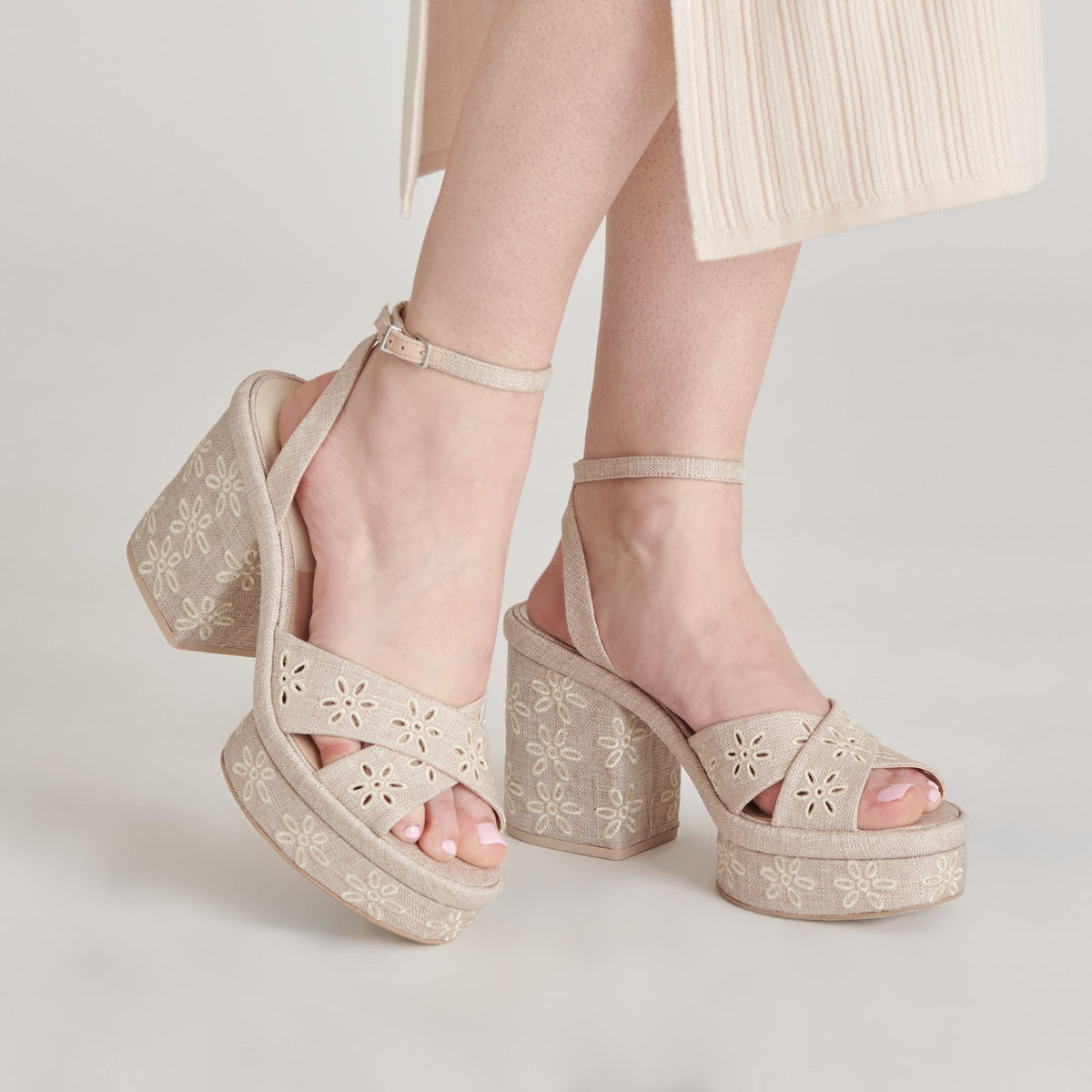 LAISHA HEELS ALMOND FLORAL EYELET | Dolce Vita