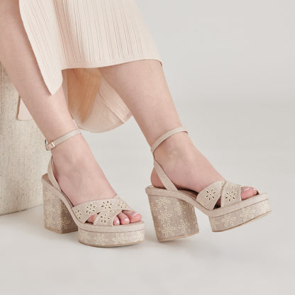 LAISHA HEELS ALMOND FLORAL EYELET | Dolce Vita